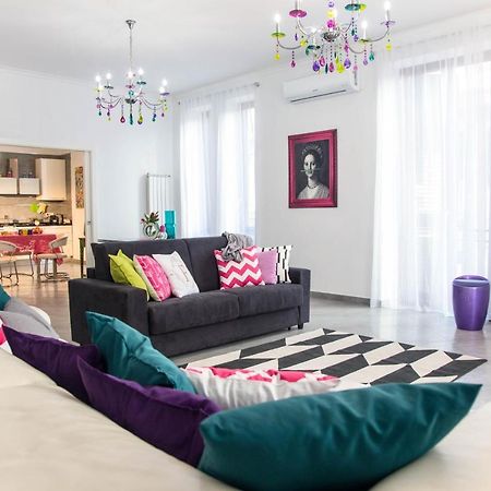 Ferdinando Arthouse Oversized Modern Apartment - By Gocce Team Napoli Esterno foto