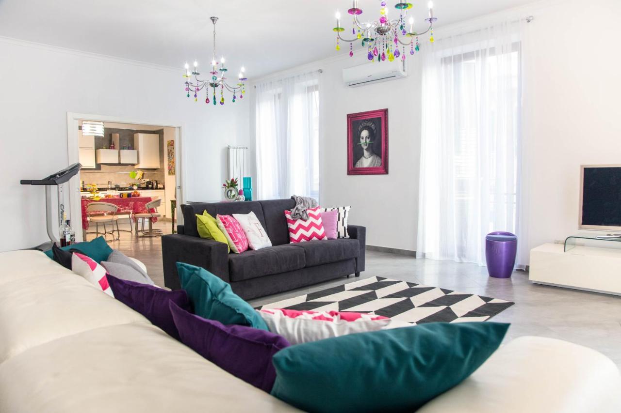 Ferdinando Arthouse Oversized Modern Apartment - By Gocce Team Napoli Esterno foto