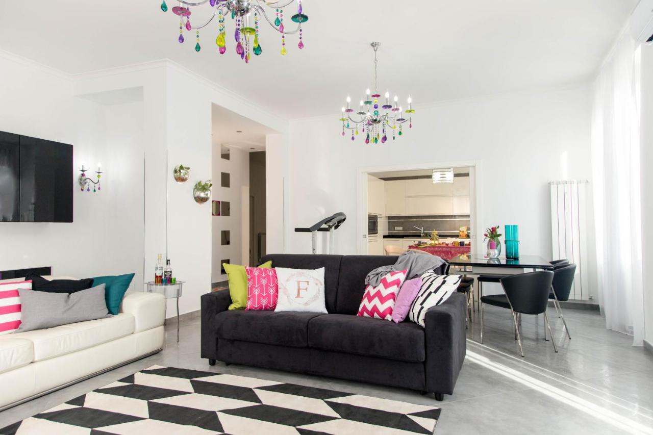 Ferdinando Arthouse Oversized Modern Apartment - By Gocce Team Napoli Esterno foto
