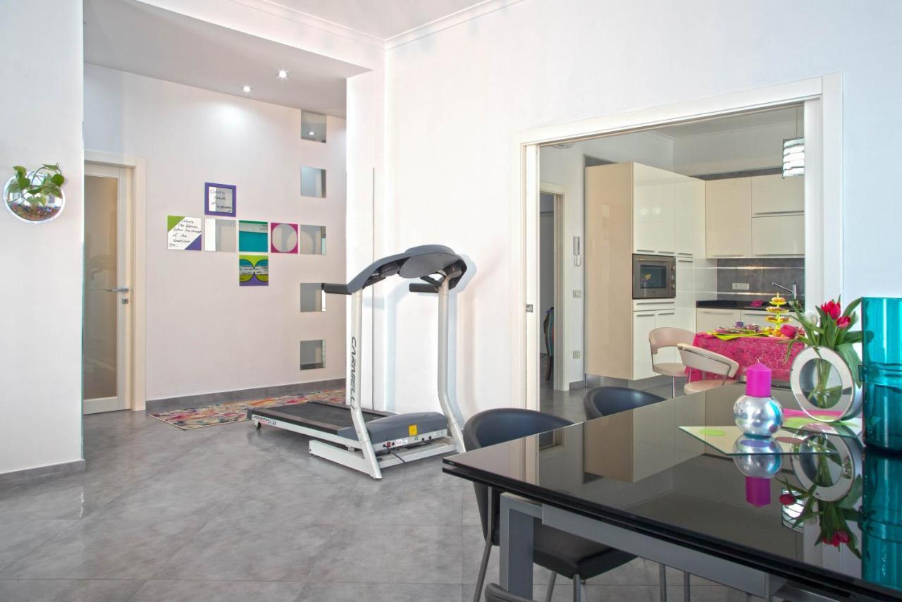 Ferdinando Arthouse Oversized Modern Apartment - By Gocce Team Napoli Esterno foto